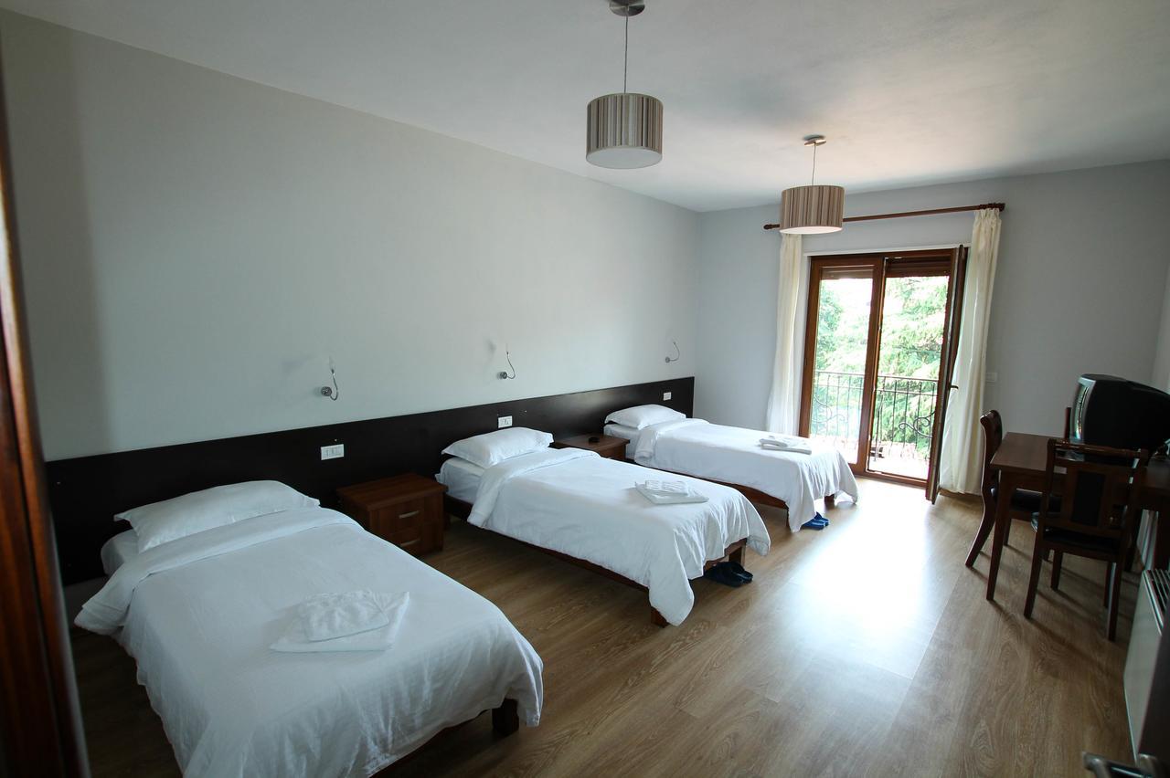 Eposi Hotel