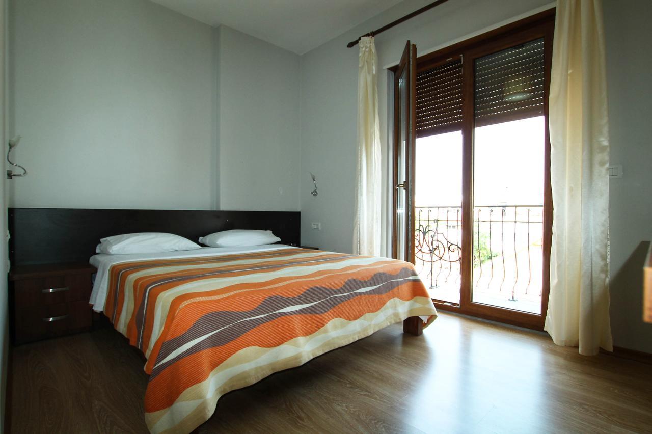 Eposi Hotel