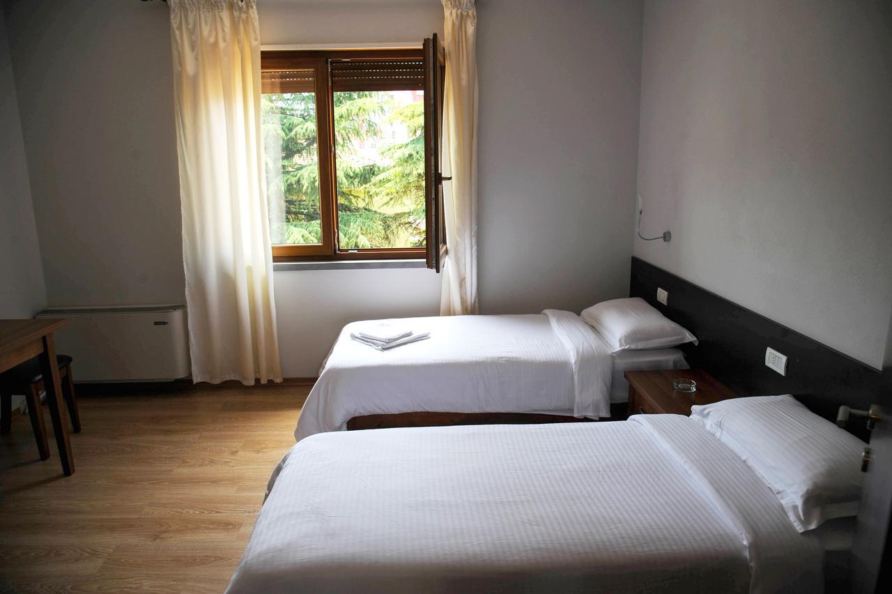 Eposi Hotel